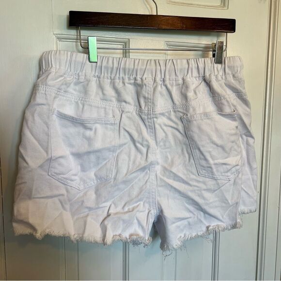 SHEIN EZwear Plus Drawstring Waist Ripped Raw Cut Denim Shorts - Picture 6 of 8